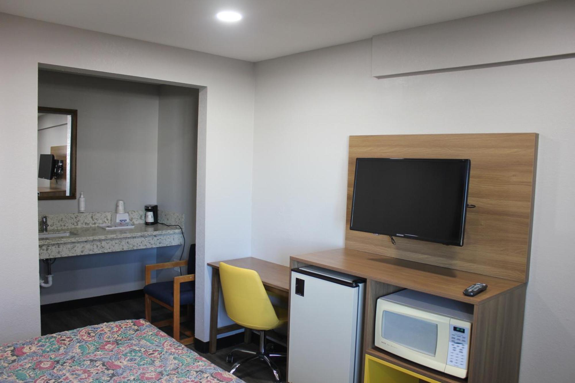 Motel Days By Wyndham Barstow